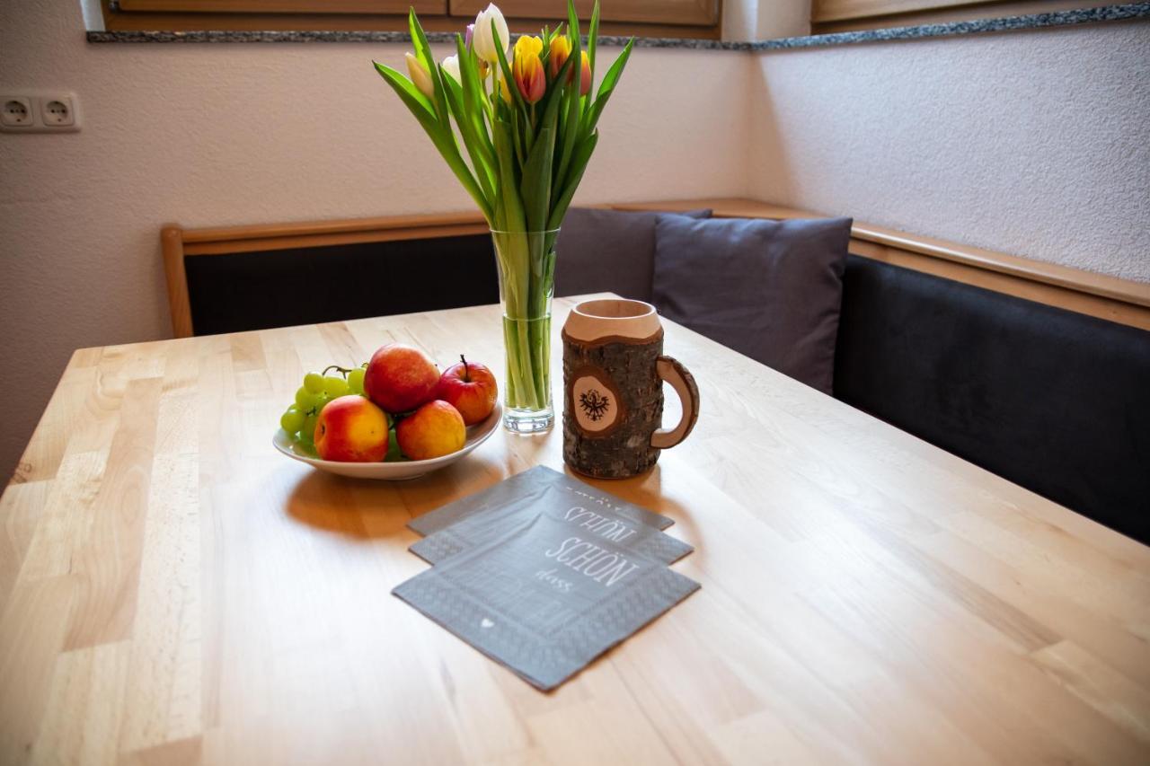 Haus Raggl Apartman Landeck Kültér fotó