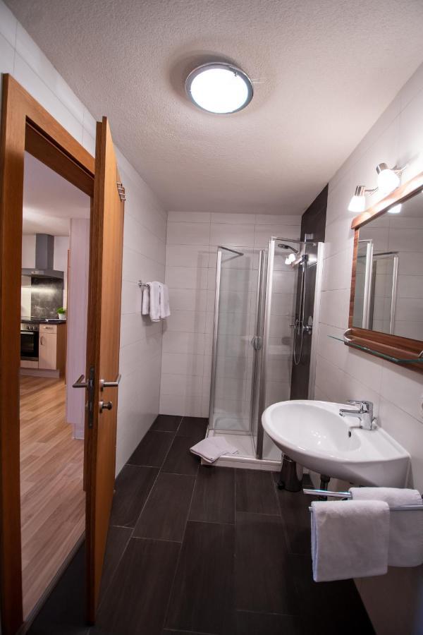 Haus Raggl Apartman Landeck Kültér fotó