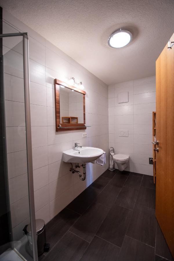 Haus Raggl Apartman Landeck Kültér fotó