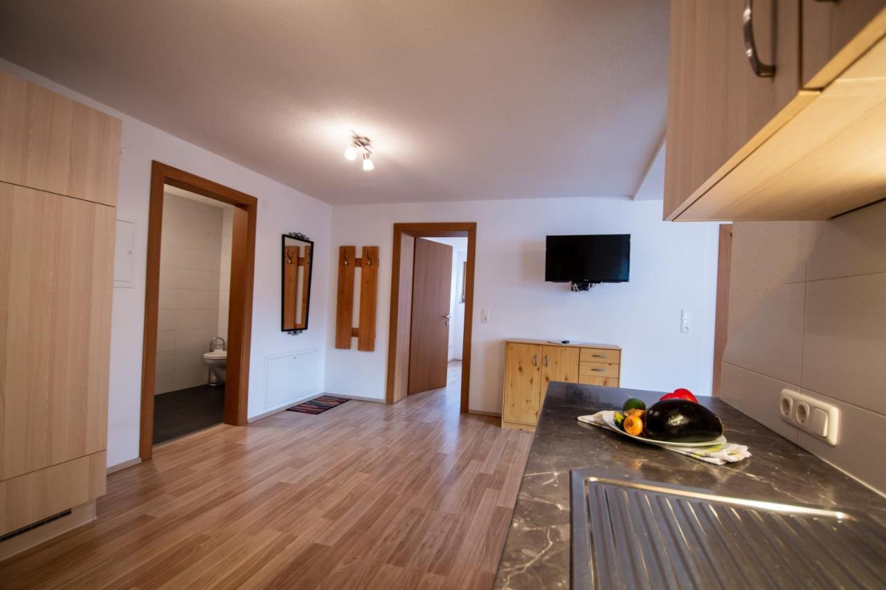 Haus Raggl Apartman Landeck Kültér fotó