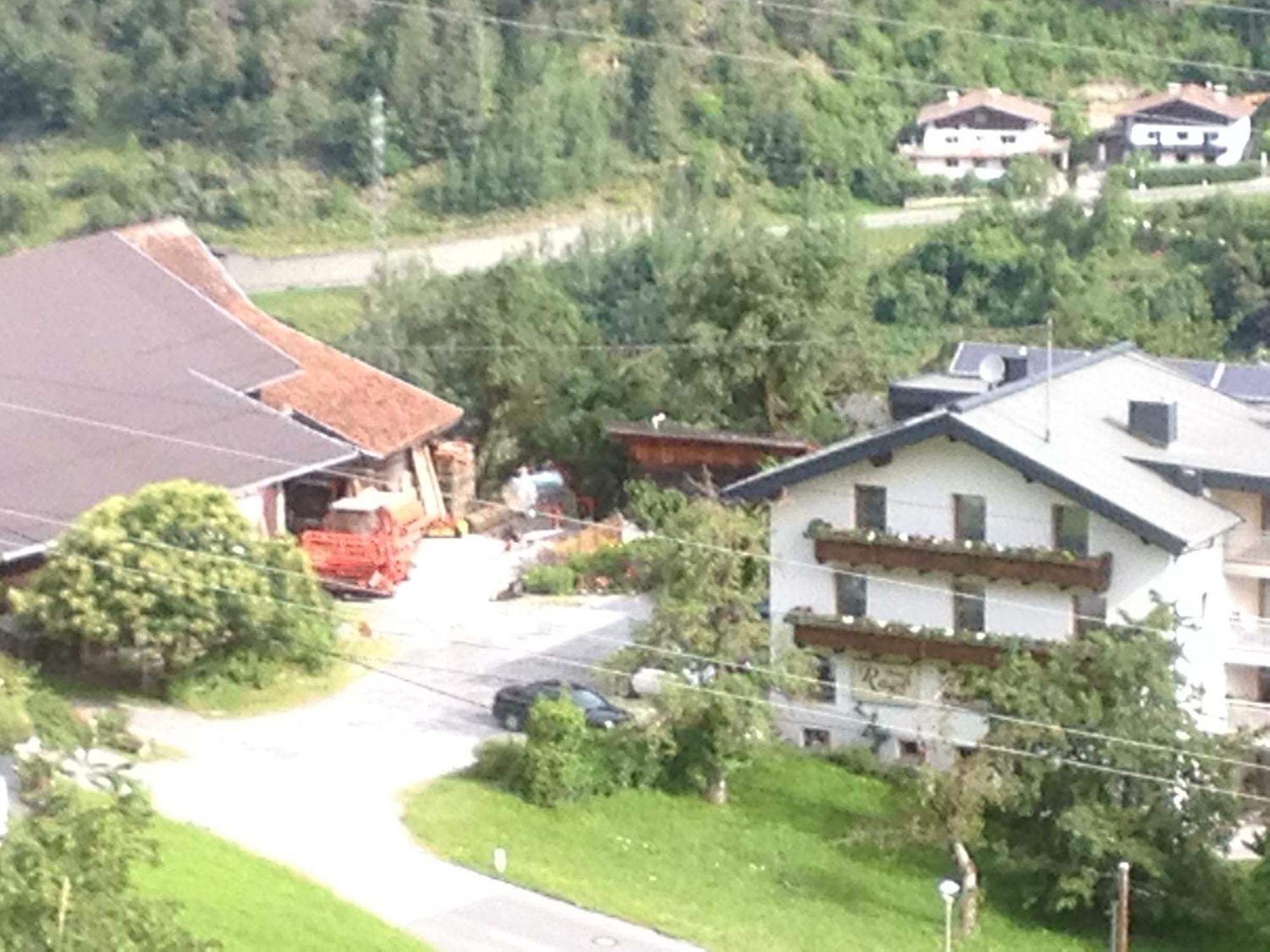 Haus Raggl Apartman Landeck Kültér fotó